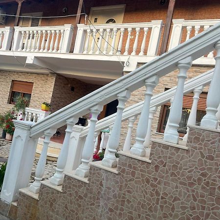Nori House Hotell Vlorë Eksteriør bilde